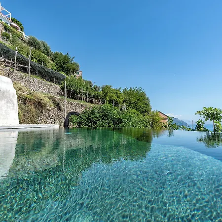 Πανσιόν Orleans 4*