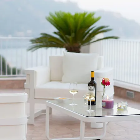 Orleans 4* Amalfi