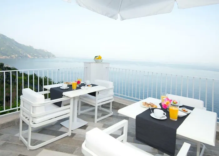 Orleans Gæstehus Amalfi